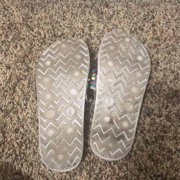 Slides - Picture 3 of 4